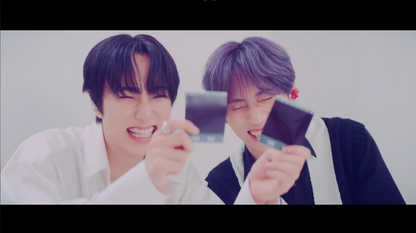 50015｜2022 INI Polaroid