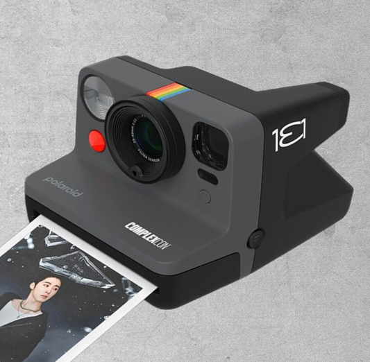 10082 | Polaroid now g3 complexcon 2025