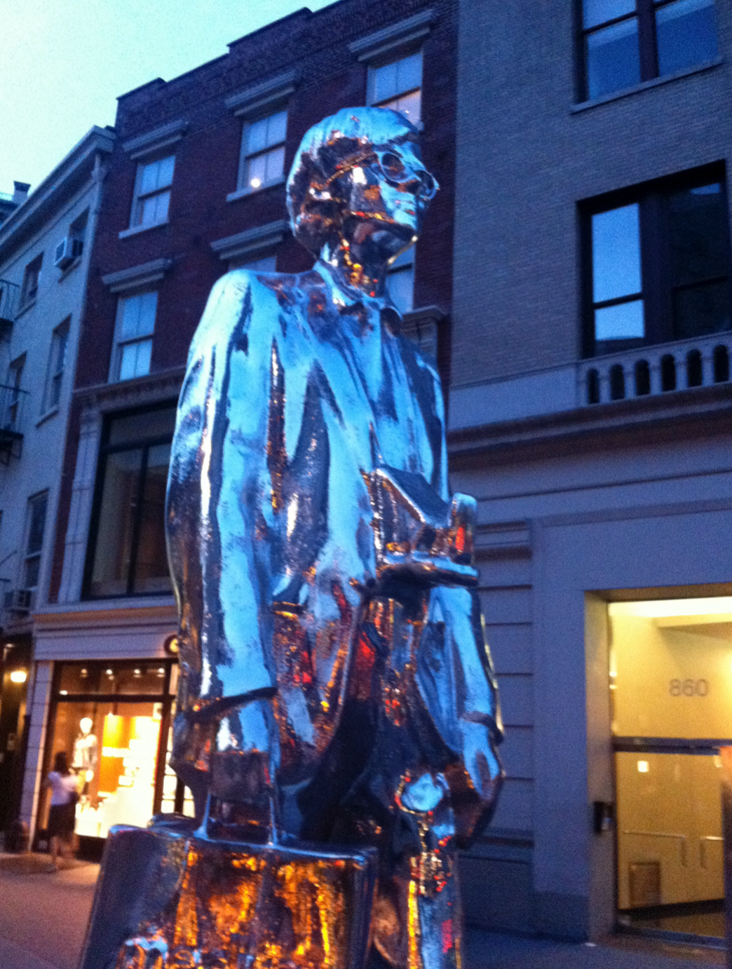 exhibition | 2011-03 The Andy Monument - NYC