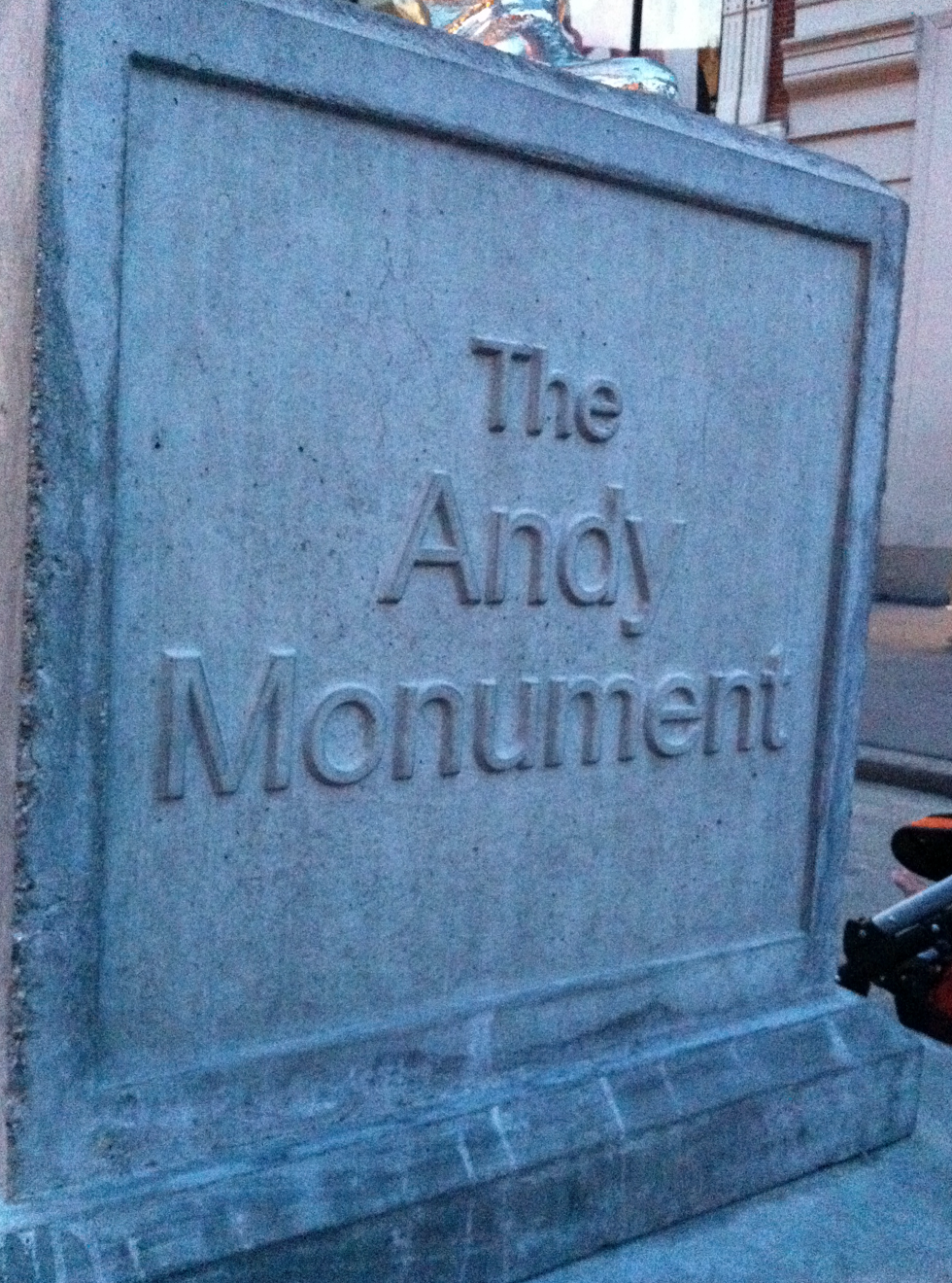 exhibition | 2011-03 The Andy Monument - NYC