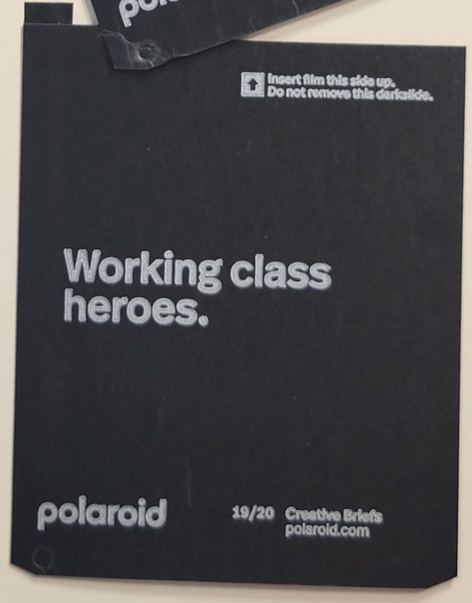 40351 | polaroid new logo creative briefs 20-19