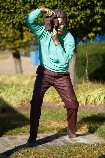 artwork | sculpture "Sightseeing" - seward johnson