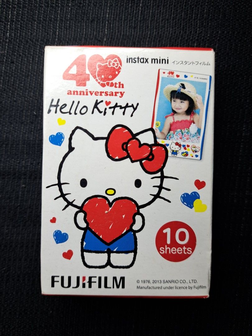 20206 | instax mini hellokitty 011 40th