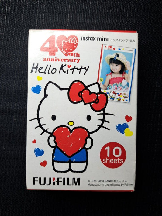 20206 | instax mini hellokitty 011 40th