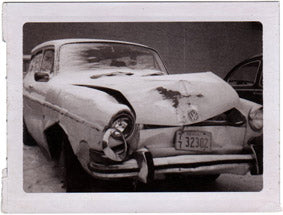 40031 | Polazine NR 07  CAR WRECKS - FOUND POLAROIDS