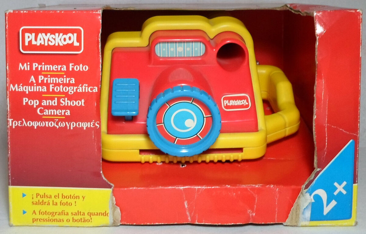 30521 | toys 1994 Playskool POP n' SHOOT Toy Camera